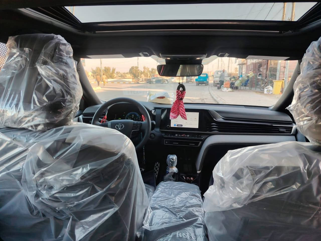 سلام عليكم اخوان🤍

كامري 2025 هايبرد صور ضرر مرفقه ماشيه 26 الف فقط جديدة سيارة  وارد امريكي ياباني اصلي 

اللون : أحمر مميز

حجم المحرك : V4  2.5L (4.سلندر) هايبرد 
 
ملاحطة السيارة : فقط بنيد صبغ بدون ايرباك

 مواصفات/ Se بلاص /فول مواصفات/

فتحة سقف
كيــــج الكـــترونـــي
شاشة  لمس
شحن وايـــر ليـــس
كــــاميــــرة
ابواب  بصمة
بصمة تشغيل 
هاند بريك بصمة
اوتو هولد (𝐀𝐔𝐓𝐎 𝐇𝐎𝐋𝐃)
اوتو ستوب (𝐀𝐔𝐓𝐎 𝐒𝐓𝐎𝐏)
رادار امامي (تحديد مسار)
‏‎رادار جانبي (نقاط عمياء)
‏‎رادار خلفي (التحذير من الاصطدام) 
نظام (𝐄𝐂𝐎)
نظام (𝐍𝐎𝐑𝐌𝐀𝐋)
نظام (𝐒𝐏𝐎𝐑𝐓)
مانع انزلاق+𝐀𝐁𝐒
تحكيمات استيرن
كشنات جلد
كشنات كهربائي
تبريد قطعتين 
لايتات (𝐋𝐄𝐃) ليـــد عدسة زينون
بكلايتات (𝐋𝐄𝐃) ليـــد

سعر :225 $ 

‏‎تفاصيل اكثر الاتصال علی الرقم التالي 
‏ 
 ☎️ ***********
