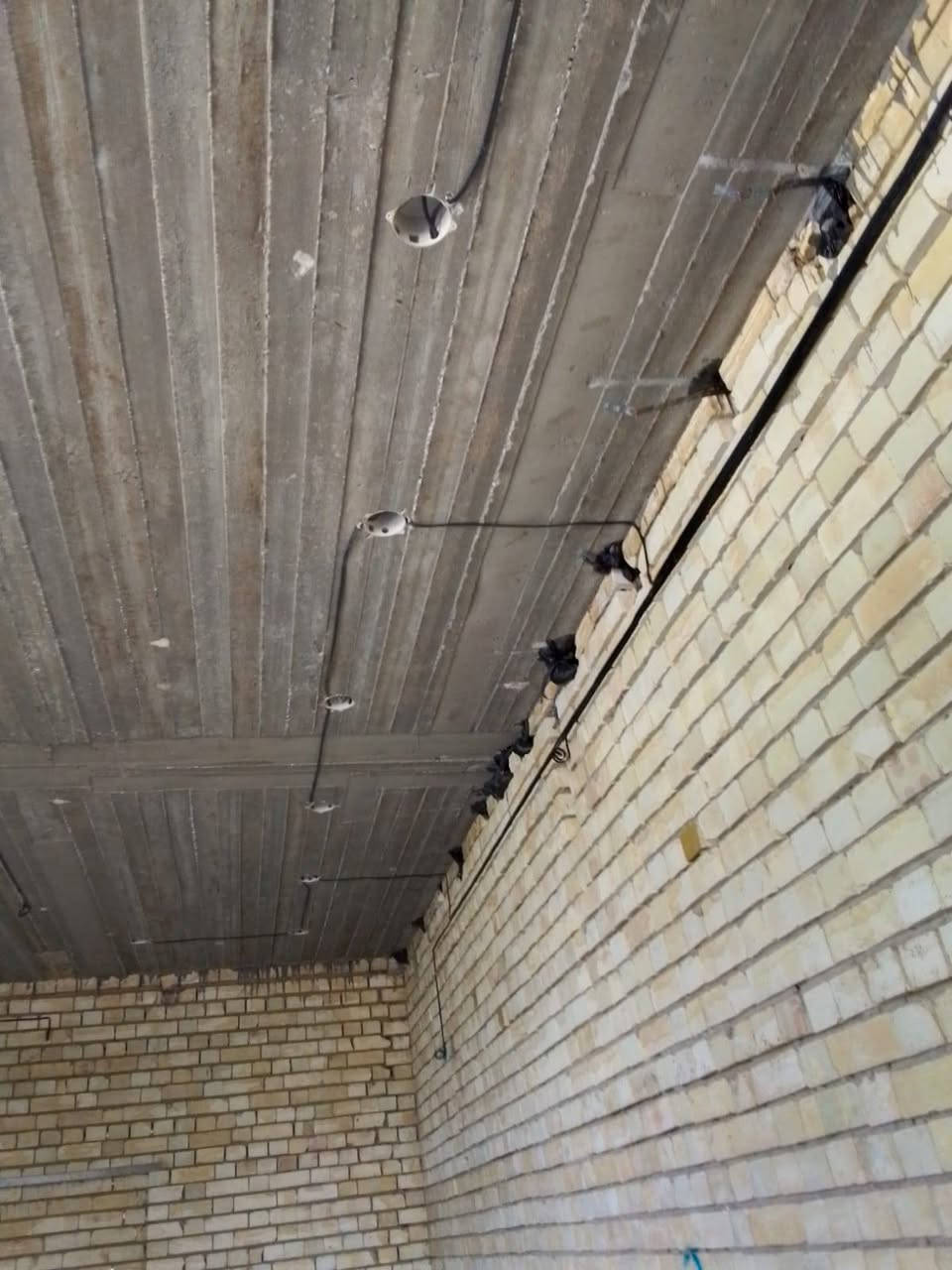 من رخصه لادمن 
سلام عليكم  نعمل بئنسب الاسعار تأسيس ماء وكهرباء ومجاري سيميز بوري بروفايل شغل درجه اولئ وبسعر مناسب حفر كؤسرة ؤشرط ليزر يؤجد كؤر تثقيب كافه الاحجام اتصل ؤتدلل
***********
***********
***********
