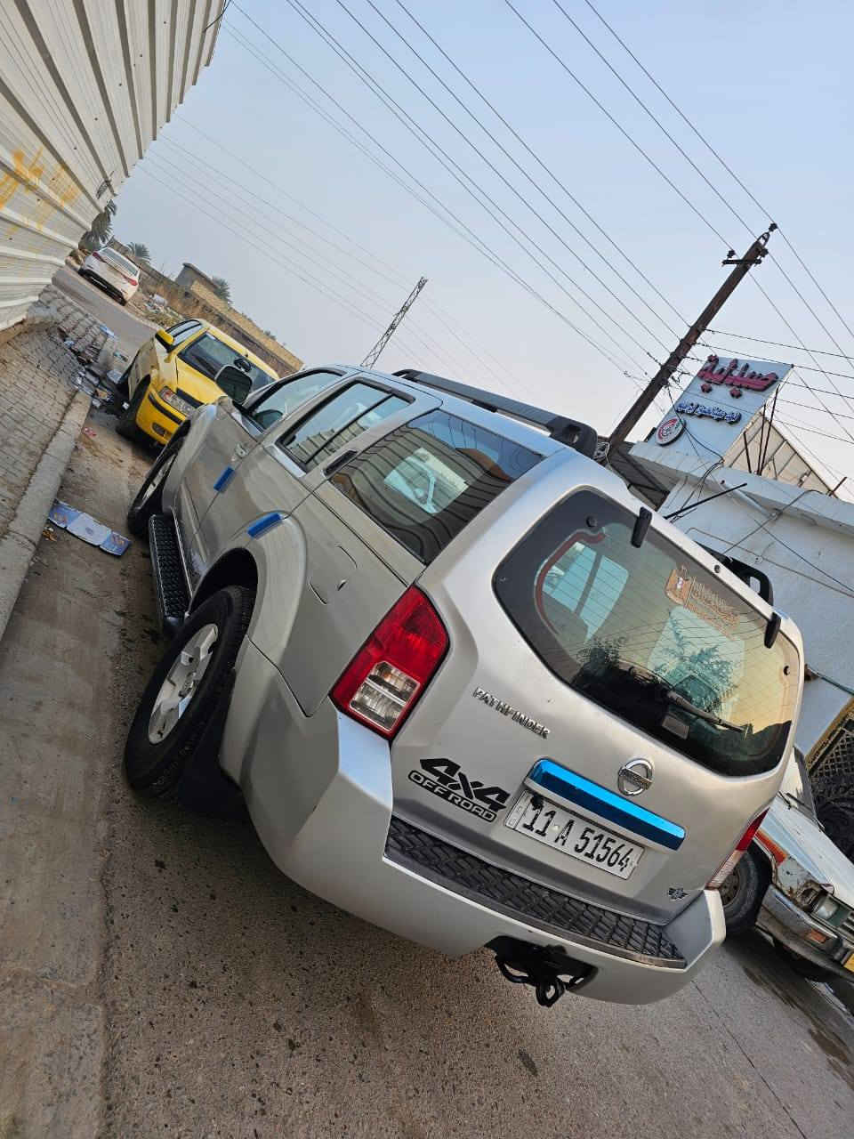 سلام عليكم نيسان بابندر موديل 2008 مكينه 6 سلندر كير ومكينه مكفولات 7 راكب شاشه كامره رقم بغداد دولي للمراوس بحمل سعر 85 سياره مصبوقه حزام الي ستفسار هاذ رقمي ***********
