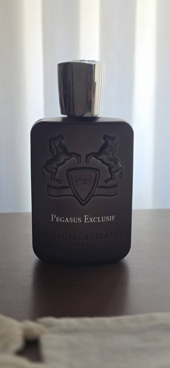 السلام عليكم 
مجموعة عطور مستخدمة للبيع باسعار مناسبة

Velvet iris Essential Parfums 
مستخدم رشات كامل مع البكج سعره 80 الف

Pegasus Exclusive 
اصدار 2021 اداء قوي جدا
متبقي 75 الى 80 مل
السعر 150 الف

Amberful Mancera 
مع العلبة مستخدم مثل ما موضح
90 الف

كاريزما اطياب الشيخ من الوكالة
سعره 60 الف

كومبو 3 عطور 
بديل تورينو 21 متبقي 45 مل
بديل بلو دي ايسي مياكي رشات
بديل بارادايس كاردن من صمام مستخدم 10 مل تقريبا 

كلهن ب 60 الف


**إذا كنت صاحب هذا الإعلان وتريد حذفه لأي سبب، رجاءا أرسل رسالة إلى الدعم الفني**