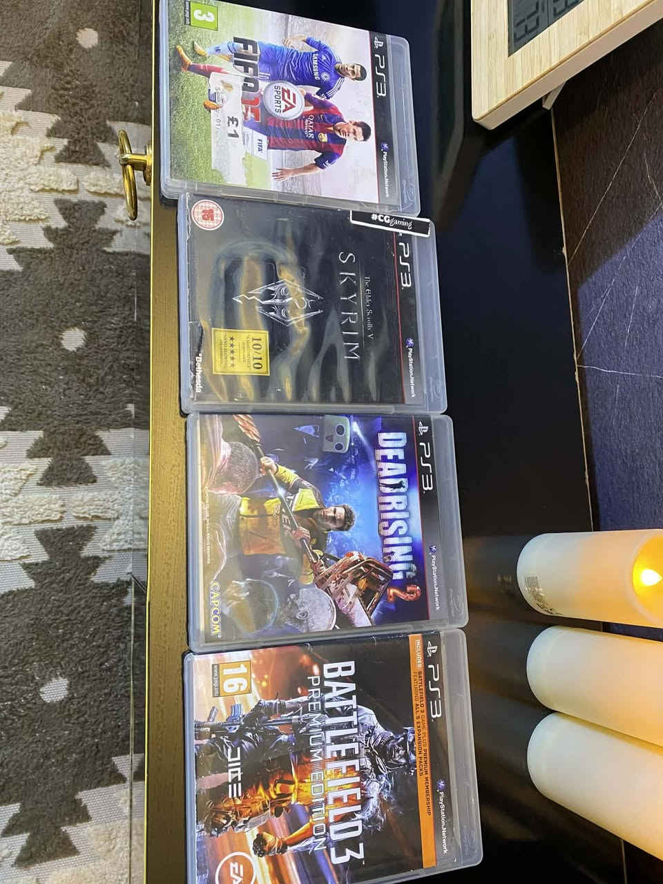 سلام عليكم جهاز بلي 3  مثل ماواضح بل صورة نضافه فول طلعلي بل امزون وياه اربع لعبات اصليه عناوين قويه  نطي سعر بل يرضي الله وبل عافيه ع ياخذ جهاز نزلت بي برنامج تهكير ويشغل اقراص منزل بي فيفا 18  عنواني بغداد شيخ عمر ماعندي توصيل 
***********
