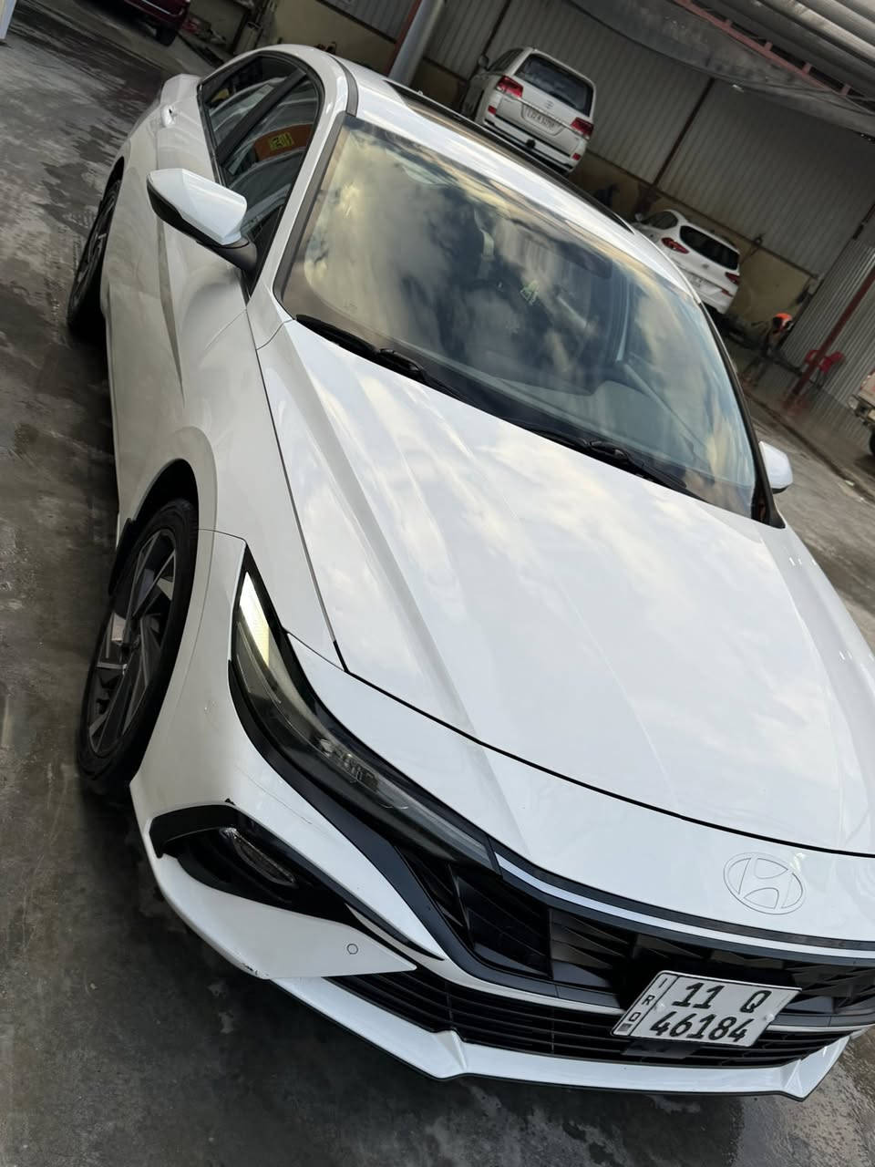 السلام عليكم
هونداي النترا 
موديل 2024 
خليجي مكينة 2.0 دوش 
السيارة ماشية 32 الف 
بسمي السيارة رقم بغداد 
مواصفات السيارة 
بصمة 
فتحة 
اشاير بالمري 
فوول تحكمات ستيرن 
3 انظمة قيادة 
قطعتين تبريد 
شاشة تدعم نظام كار بلي 
دواخل بيجي مخمل 
تشغيل عن بعد 
اشاير ترحيب 
مري شفط 
صندوق ذكي يفتح عند الاقتراب 
بك لايت LED 
لايتات زنون 
بيها صبغ بالدوسة حگ شبر او اقل الشبر
سعر السيارة 195$ وبيها مجال شي قليل 
عنوان السيارة كربلاء المقدسة
للاستفسار اكثر ***********
