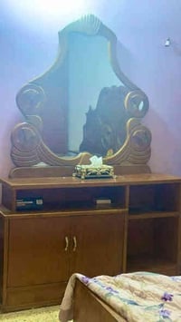 غرفه صاج الاصلي متكونه من ست قطع نظيف جدا ب٧٥٠ الف وبيها مجال المكان ح...