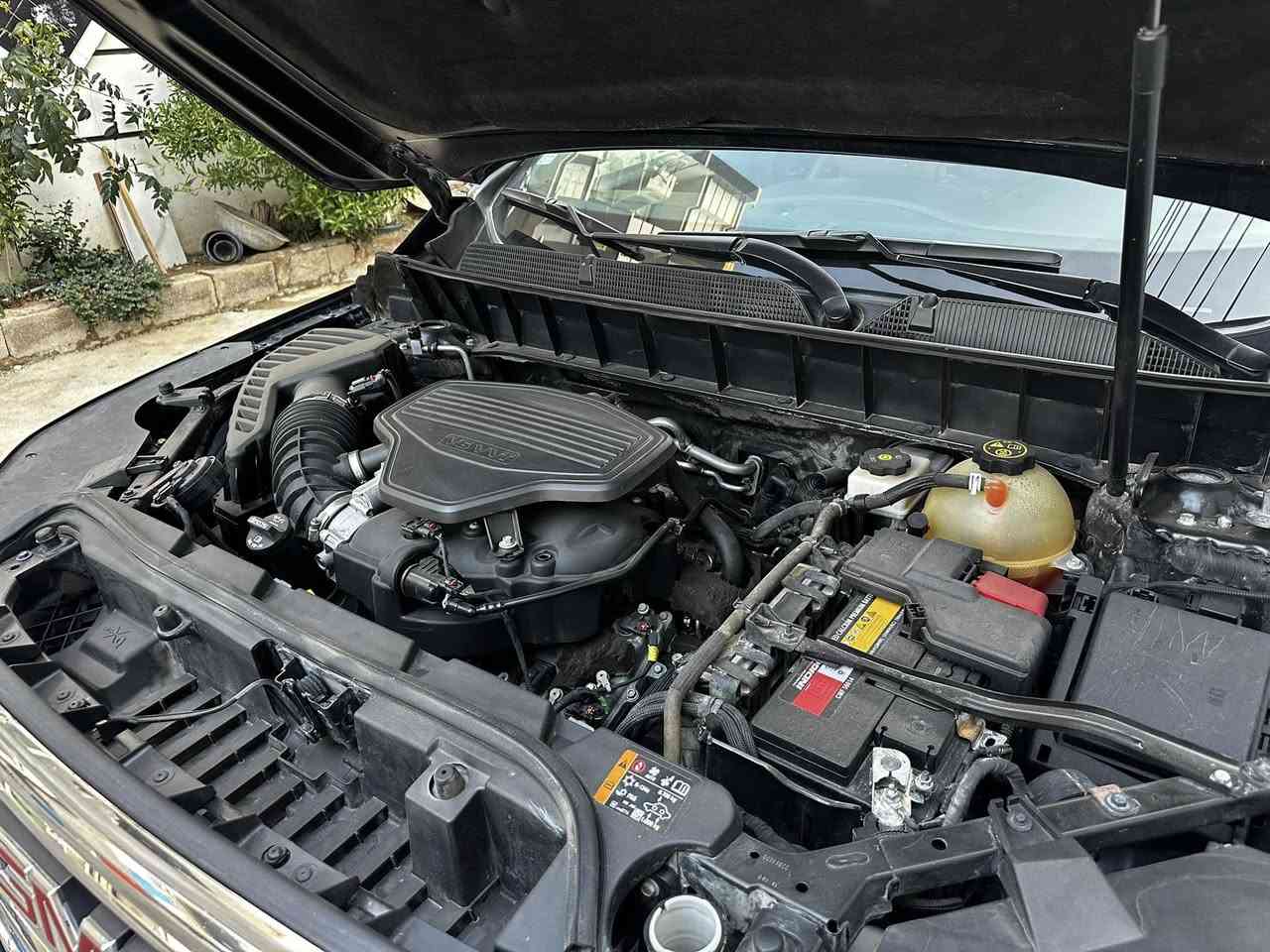 سلام عليكم 

جمسي اكاديا 👌 
موديل 2019

وارد خليجي 

صدر امامي خلفي جديد 🔩
مكينه 6سلندر3600

رقم سياره  اربيل دولي 🌏

دفع رباعي

ماشية 135 الف

تبريد3قطع
7راكب  كشنات كهرباءي
بصمه تشغيل عن بعد 

صندوق كهربائي ⚡️ 
تخم تاير جديد 
كير محرك جديد بشرط
سنويه لحد 36 هزه جديدة لحد 27
العنوان ديالي بعقوبة   
رقم 
*********** //***********
