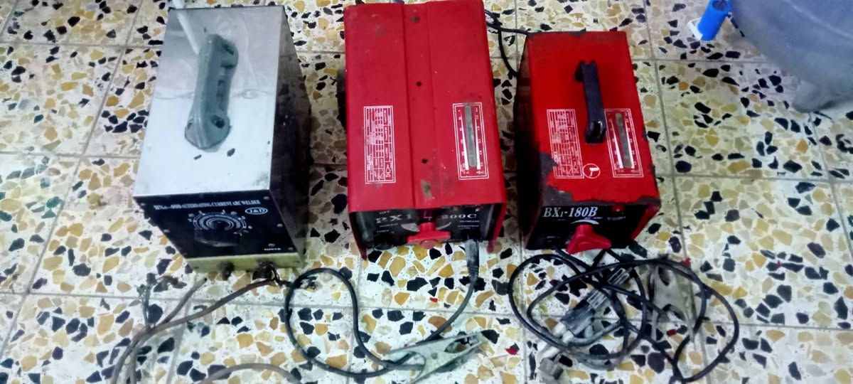 السلام عليكم للبيع كلمن وسعره شغالات بغداد مدينة الصدر ***********
