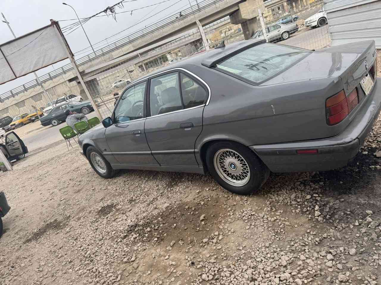 السلام عليكم ٥٢٥ اصل مكينه ٢٥ عدل موديل ٩١حداديه حاهزه مكينه وكير كفال رقم نجف الماني مداور ثاني يوم السعر ٦٢ وبيه مجال قليل العنوان نجف ***********
