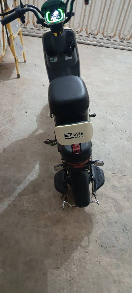 باسكال شحن للبيع كامل بطاريات جدد دبل سويج دبل بصمه تشغل عن بعد الشراي يراسلني خاص او يتصل عل الرقم ***********
