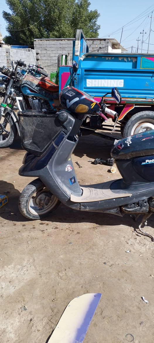 سلام عليكم دراجه بطه خطين شغاله سلف وهندر ما ناقصهه شي السعر 250 وبيهه مجال مكان الدراجه بابل السده الهنديه ***********
