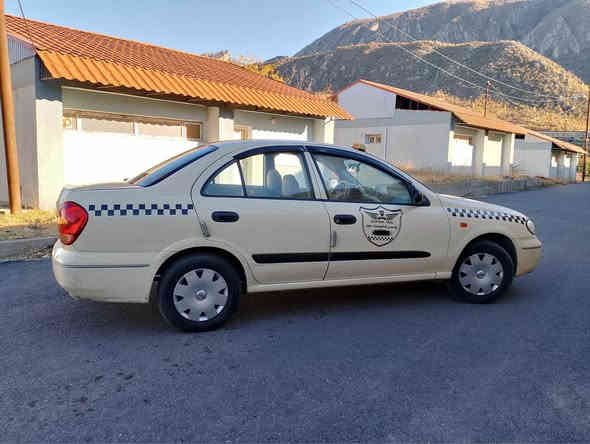 تكسي ٢٠٠٩ بئ سبخ هندةك تعديل هةنه.گير مكينه لاون.٤ورقه غرامه.سياره گةلةكا پاقژه.تحويل بشرط.سعر١١٥ مجالةك.*********** دهوك
