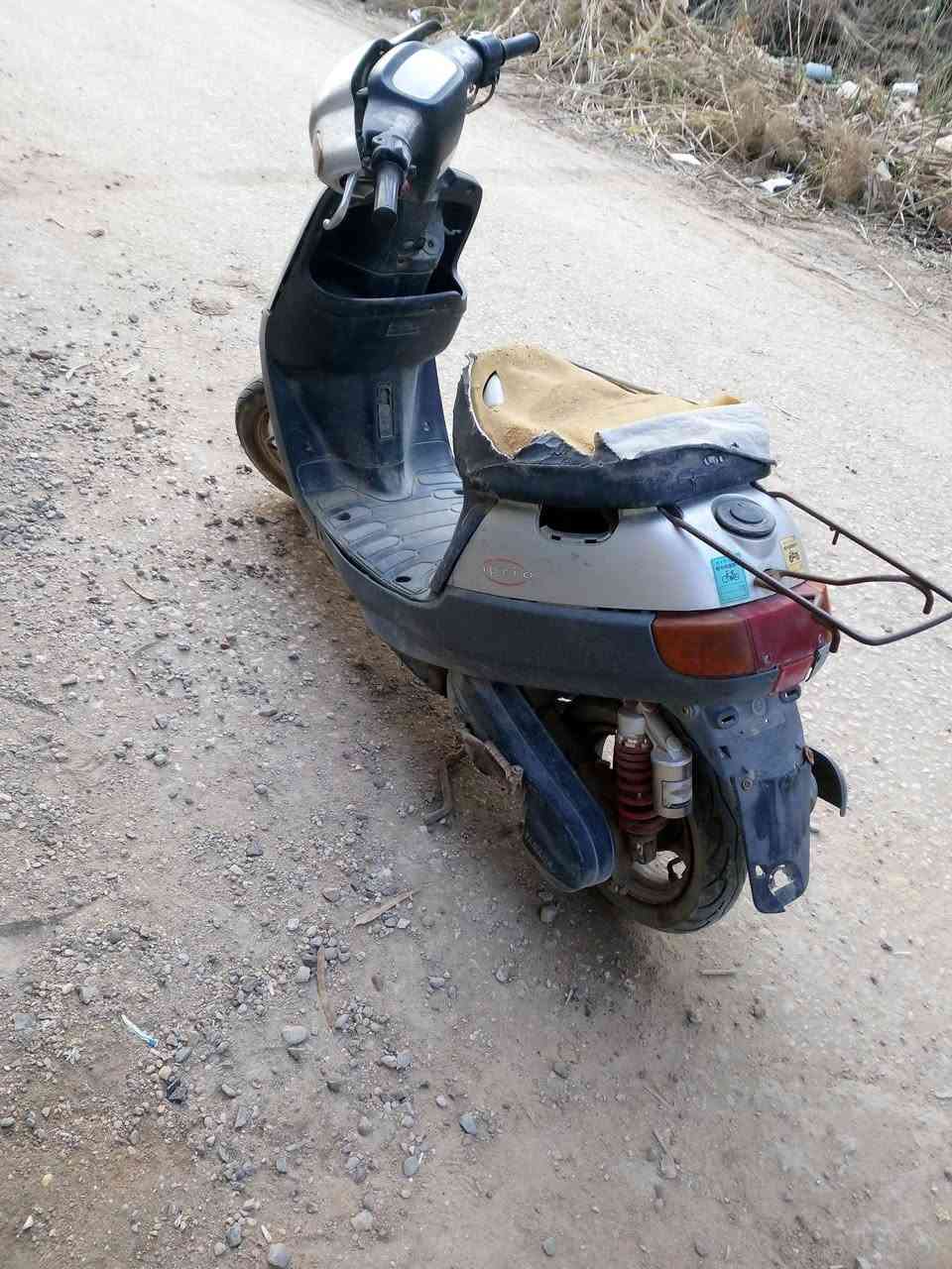 السلام عليكم دراجه بطه عطلانه كومه حديد للبيع السعر 150 وبي مجال المكان كربلاء حي الحوراء طريق بغداد عامود 45 للاستفسار او التواصل على الرقم *********** او الواتساب
