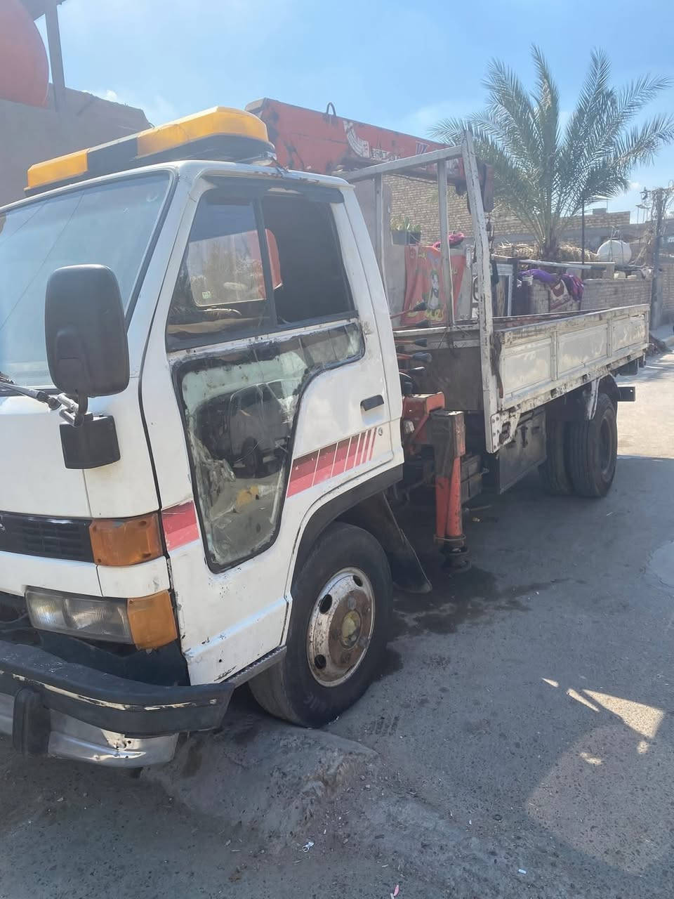 سلام عليكم كنتر  ازوزه للبيع موديل 92 رقم الماني رقم موبايل ***********
