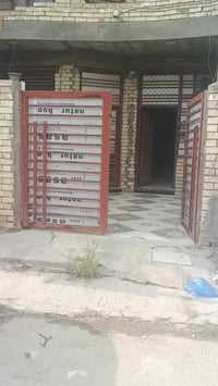 طابق ارضي • بين الصحه وشارع 60 • ايجار