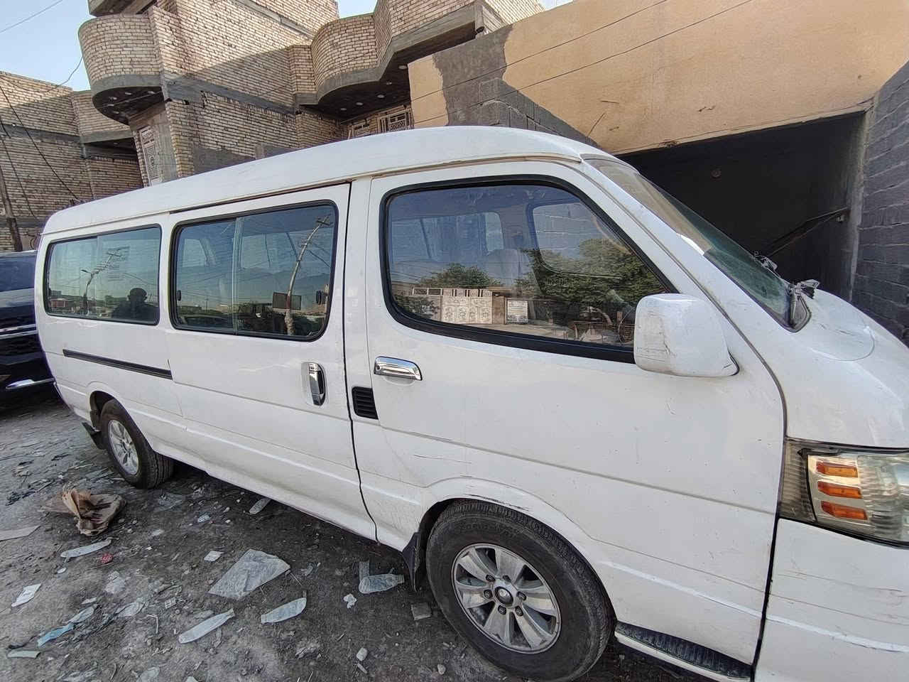سلام عليكم
اج وأن لبيع حره بسمي 
سنويتهه صاقطه 2021 تأخذه مصفره 
بيهه بارد بلطويله و بيهه صبغ بلبجم 
الجنطه مبدله وحده مستعمله بيهه معجون 
سياره محركهه 4y مال فتون صالي 6 أشهر من شدته جاي ينقص دهن 
كير بي صفره مال أول وثاني يطلع صوت 
حره حره حره بسمي
يعني تحويل استلم اسوي معاملة وحولك 
رقم ***********
