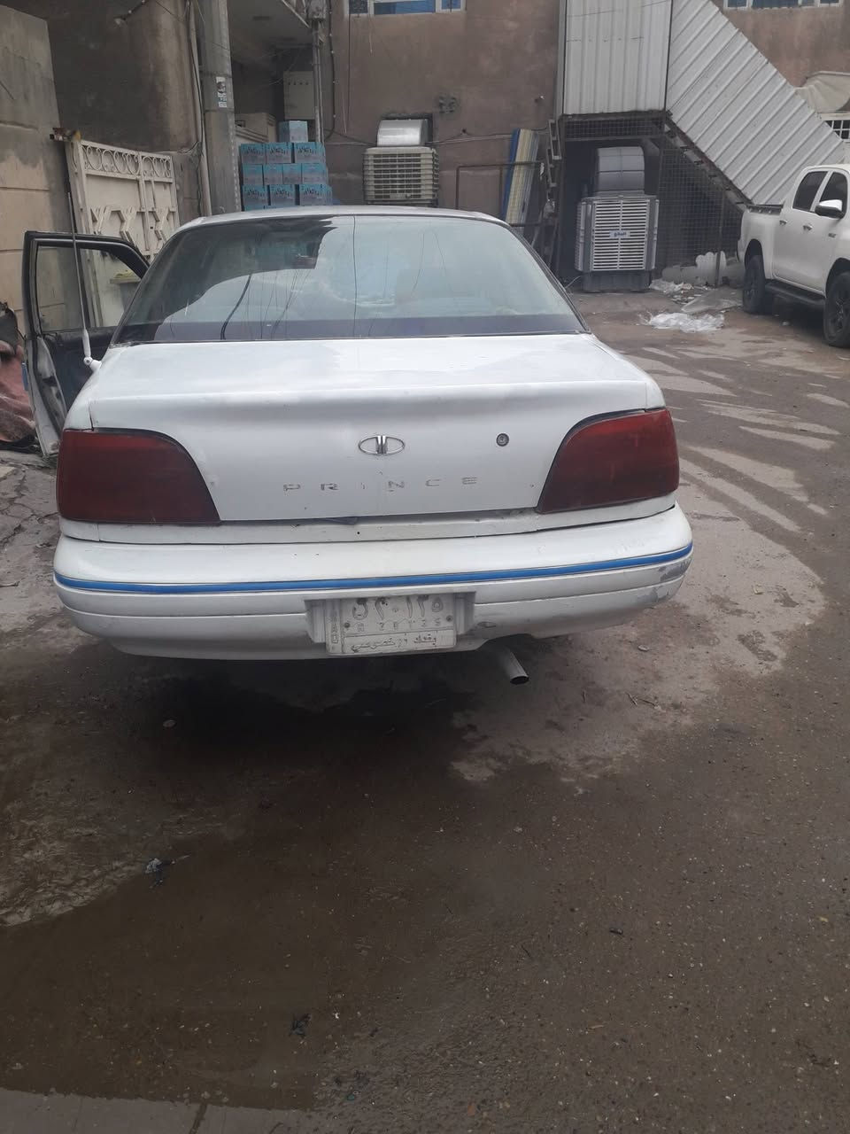 السلام عليكم دايو برنس فراشه موديل ١٩٩٦ كامله كير محرك بلباكيت رقم الماني سنويه  ٢٨  تحويل ثاني يوم السعر ٣٢ ورقه او بيه مجال ان شاء الله الانصال ***********
