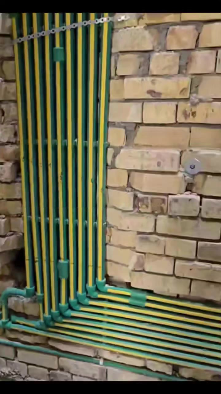 عامل متفرغ
شغلي
حفر جدران كوسره دريل  حفر مجاري
حفر تقطير السبالت
حفر ونشر بوري كهرباء
حفر ونشر بوري ماي Bbr
كل ما يخص عمل الكهرباء والماء  اصعد مرتفعات
***********
من ديوانيه
