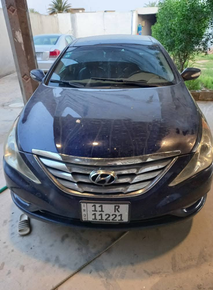 السلام عليكم سوناته للبيع موديل ٢٠١٢ حلو ونضيفه بنوراما  بصمه السياره فول الفول ثلاجه كير شفت  رقم مميز  للإستفسار ***********
