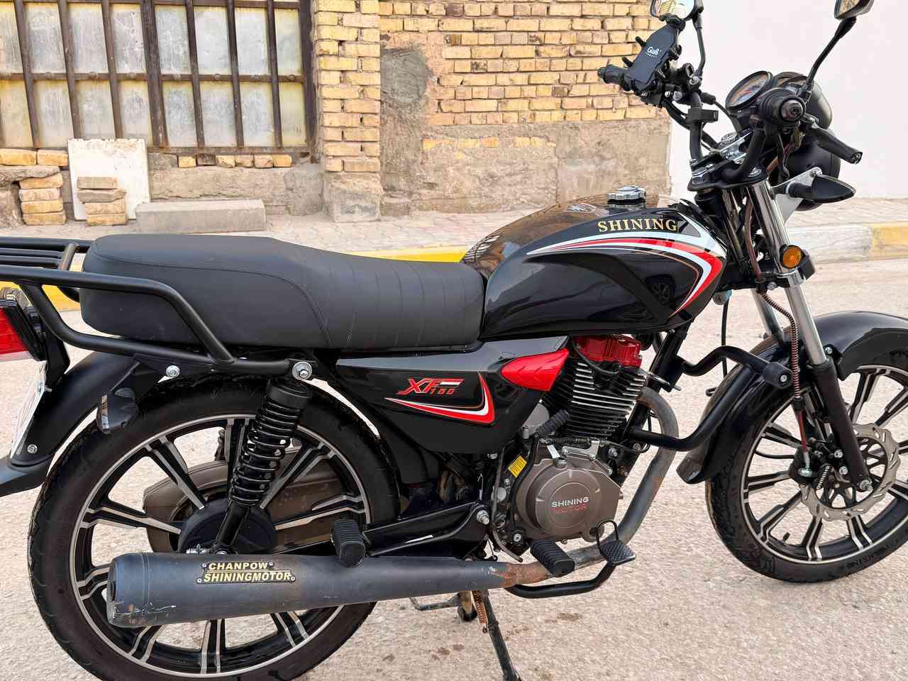 شاينك ٢٣ أصولي صارلها ٣ اشهر طالعه من الوكالة وكيلها محمد جرد
الدراجة كفالة ١٠٠٪ 
لاستفسار ***********
