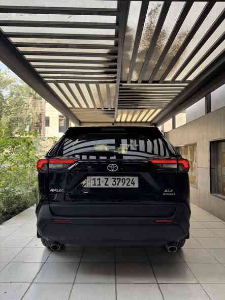 راف فور 2024
ماشيه 39الف كيلو 
مواصفات xle 
سنويه جديده 
كير ومحرك مكفولات 
وارد امريكي حادثها بنيد ودعاميه وامبدلات نفس اللون بدون ايرباك
السعر 24.200 وبيها مجال 
***********@
