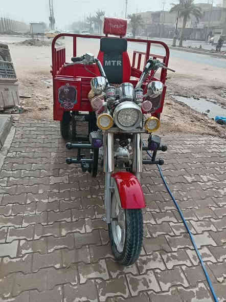 ستوتة للبيع اوراق مديل 17 معمرة وكيلها جبرين شاصي ومحرك مكفول مكانها نجف سعرها 1600 وبيها مجال ***********
