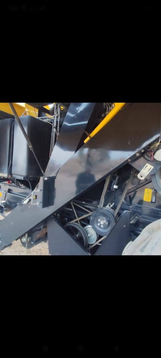 للبيع حاصده موديل ٢٠١٦ مكفوله كفاله عامه رقم بابل المكان ذي قار للتصال ***********
