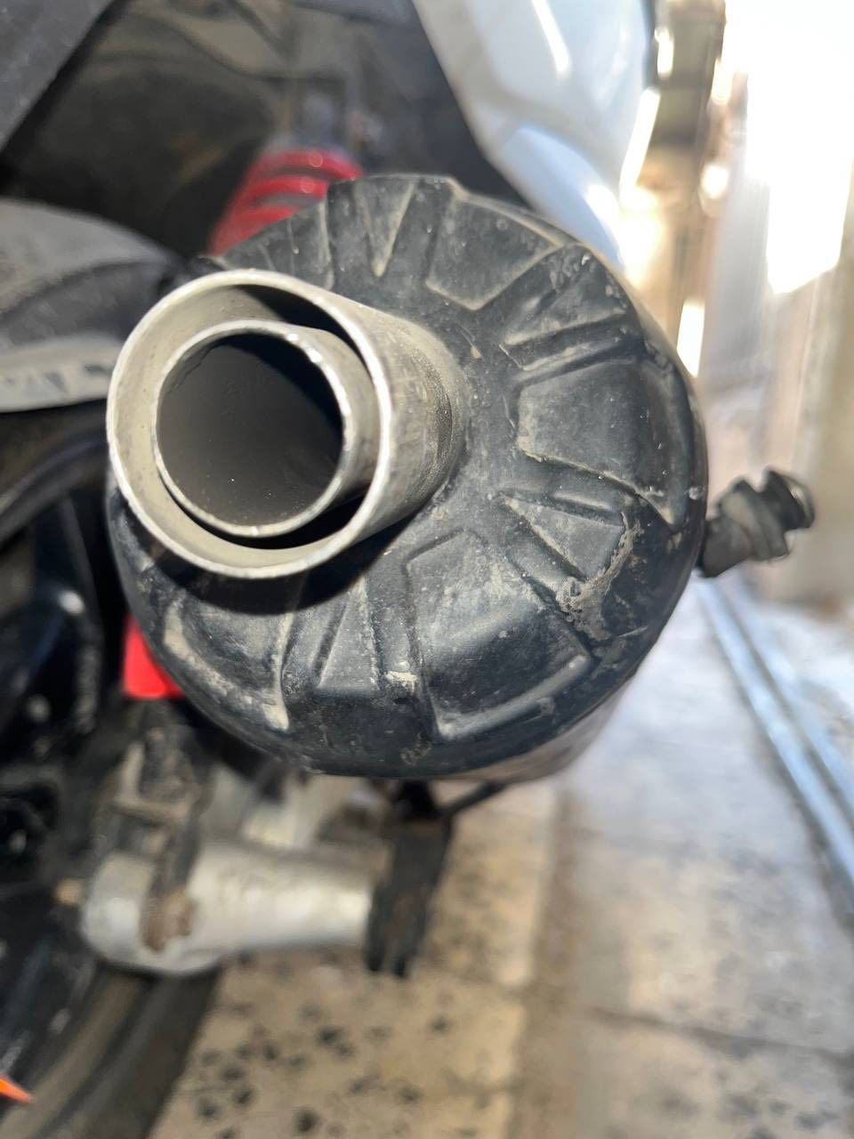 سلام عليكم صلنصه رياضي RZ سكنس فحل بيه جعره و بية بوشتين سعر  خاص.


**إذا كنت صاحب هذا الإعلان وتريد حذفه لأي سبب، رجاءا أرسل رسالة إلى الدعم الفني**