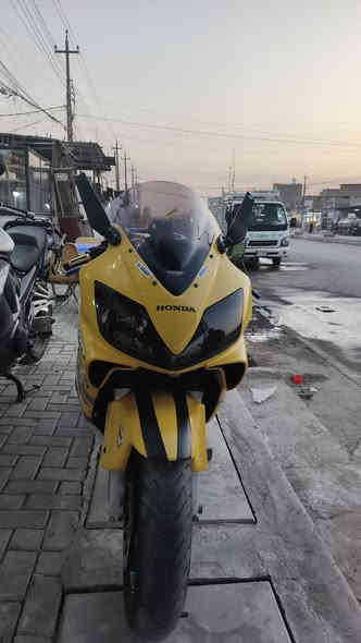 دراجه إف وراي .نوزل .2006 مكفوله. دهن كله أم زويل . مي زيتي. مري اصليات . صالنصه أم س رعب. مسويله ادامه عامه. فيت بم أصلي ألماني. تنضيف ثلاجه +بخاخات. فجوج أمامي خلفي تايرات أمامي خلفي كله بحالت شركه سعر 28 مكان بغداد حيور ***********
