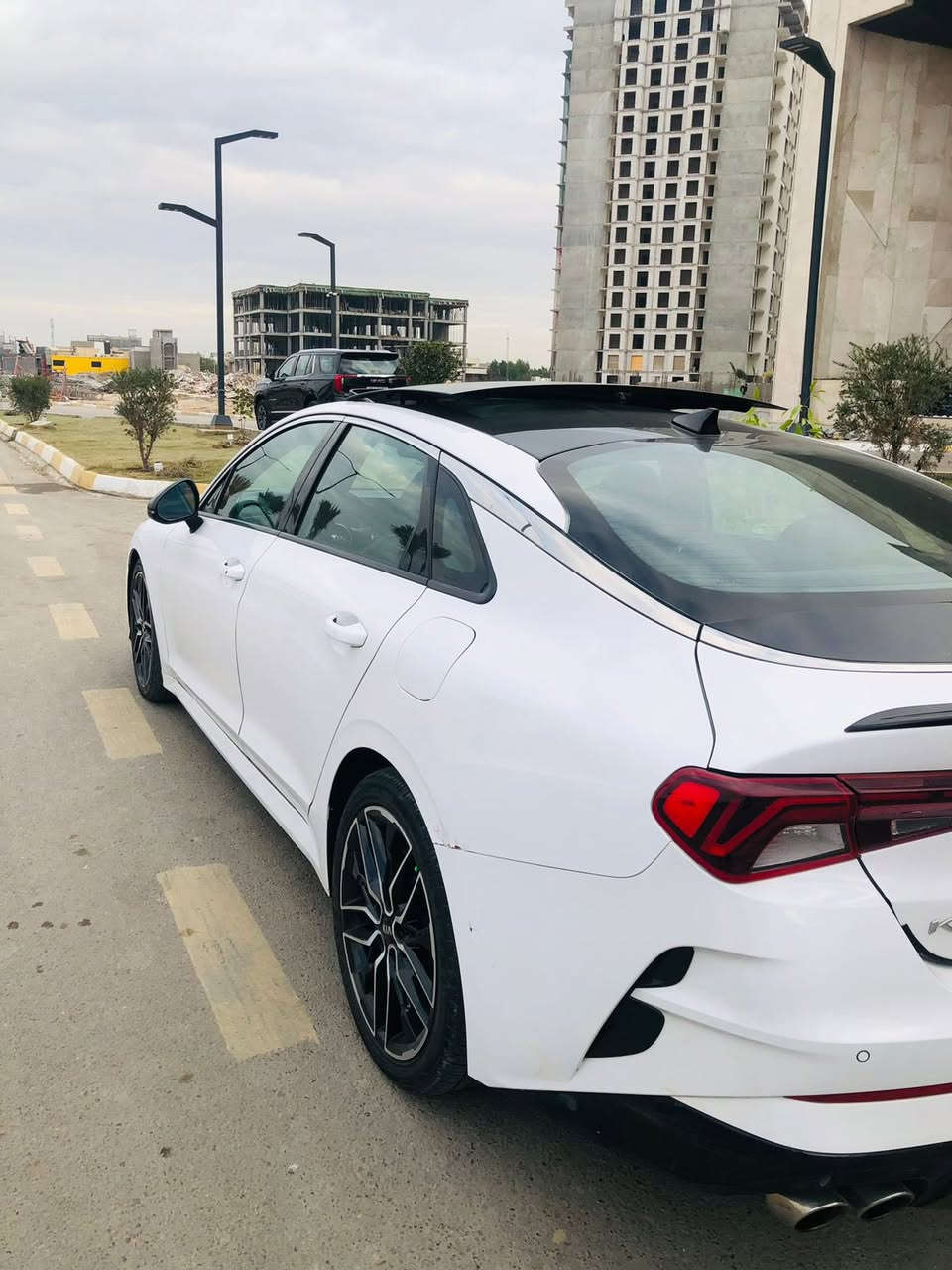 سلام وعليكم  k5 2021 GT  
محرك 2500 T   
‏‎‏‎الوارد: امريكي
‏‎‏‎‏ ‎
‏‎‏‎مرقمة اربيل بإسمي رقم وسنويه  جديد 
‏‎‏‎مواصفات : جي تي (GT) فول اعلى فئه
‏‎⚡️بانوراما
‏‎⚡️تشغيل عن بعد
‏‎⚡️صندوق فتح داخل⚡️  
‏‎⚡️قيادة ذاتية 
‏‎⚡️ تحديد مسار
‏‎⚡️اشاير مري
‏‎⚡️جناح صندوق
‏‎⚡️شاحن لاسلكي
‏‎⚡️بلاجكتور 
‏‎⚡️كاربلاي
‏‎⚡️شاشة كبير
‏‎⚡️بگ لايت لد
‏‎⚡️كشن كهربائي
‏‎⚡️تحكمات
‏‎⚡️هاند بريك بصمة
‏‎⚡️ كشن هيتر و تبريد+ هيتر ستيرن
‏‎⚡️لايت عدسة زينون عالي ناصي
‏‎⚡️رادار خلفي
‏‎⚡️رادار امامي
‏‎⚡️رادار جانبي 
‏‎⚡️تحديد مسار
‏‎⚡️كامرة
‏‎⚡️مثبت سرعه
‏‎✨صندوق ذكي فتح عند الاقتراب 
‏‎✨نضام NORMAL/SPORT/SPORT PLUS/CUSTM
‏‎✨ماسحات تلقائيه عند المطر
‏‎وبعد مواصفات هواي
‏‎
مكاني بغداد  ***********
