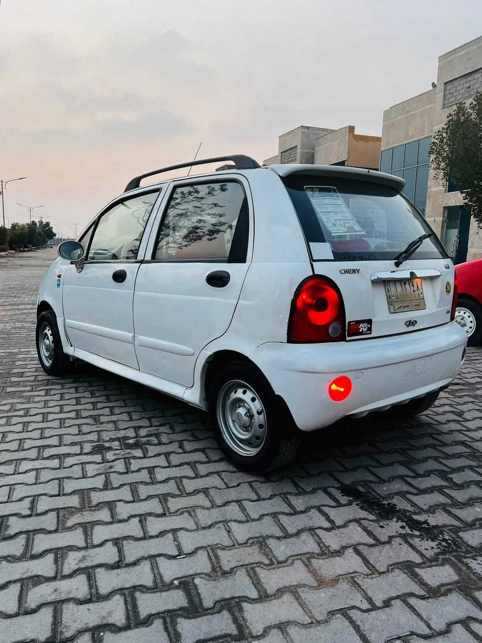 سلام عليكم سياره كيوكيو  موديل 12  كير اوتوماتيك  سياره حلوه كلش مكان نجف ***********7
