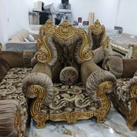 ١٥مقعد • ملكي • متانة عالية