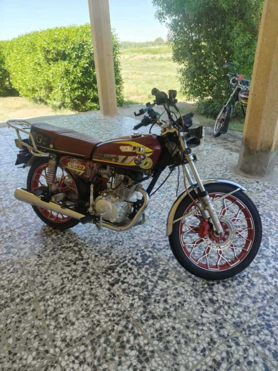 🏍️ للبيع – دراجة سولنك موديل 2024
✅ كفالة عامة
✅ محرك 200 سي سي
✅ تشغيل عن بُعد (ريموت)
✅ 5 كير
✅ أوراق كاملة وأصولية
✅ جميع أغراضها وكالة، بدون أي تبديل أو تلاعب

💰 السعر: 725 ألف دينار
📌 يوجد مجال بسيط للتفاوض

📍 الموقع: بغداد – المحمودية – اللطيفية

📞 للتواصل:
***********
متوفر اتصال، واتساب، أو مراسلة على الخاص.
