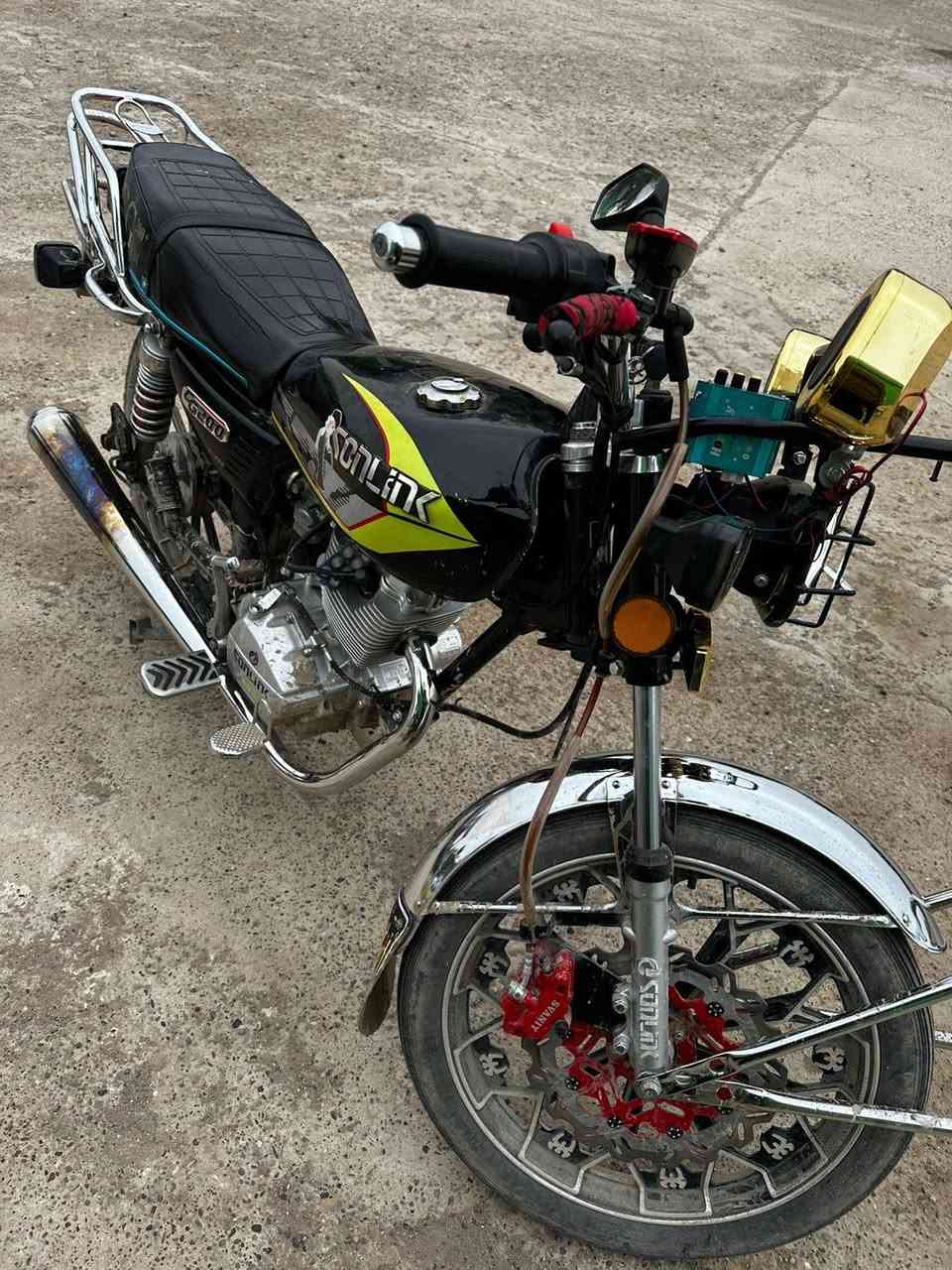 سلام عليكم
موديل 2025 للبيع 775 نشاط فول دراجه نضيفة يعوزها بس سايق اي عطل مابيها


**إذا كنت صاحب هذا الإعلان وتريد حذفه لأي سبب، رجاءا أرسل رسالة إلى الدعم الفني**