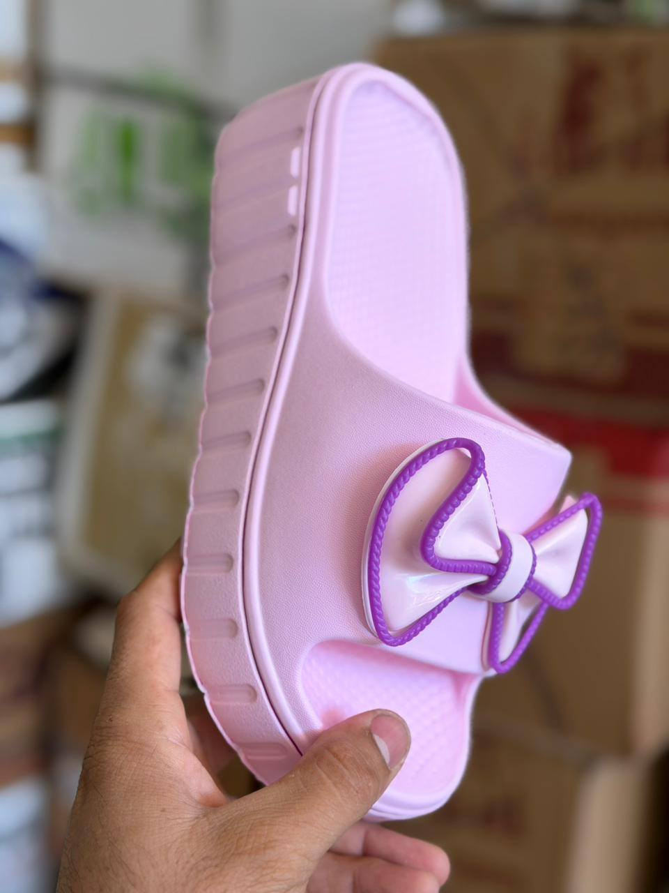 {إِنَّ هَٰذَا لَرِزْقُنَا مَا لَهُ مِن نَّفَادٍ}
للتواصل على وتساب
***********
سافت نسائي طبي 
سعر الزوج 2500
سعر الكارتون 45الف 
تعبئة الكارتون 18زوج القياسات 37-41
