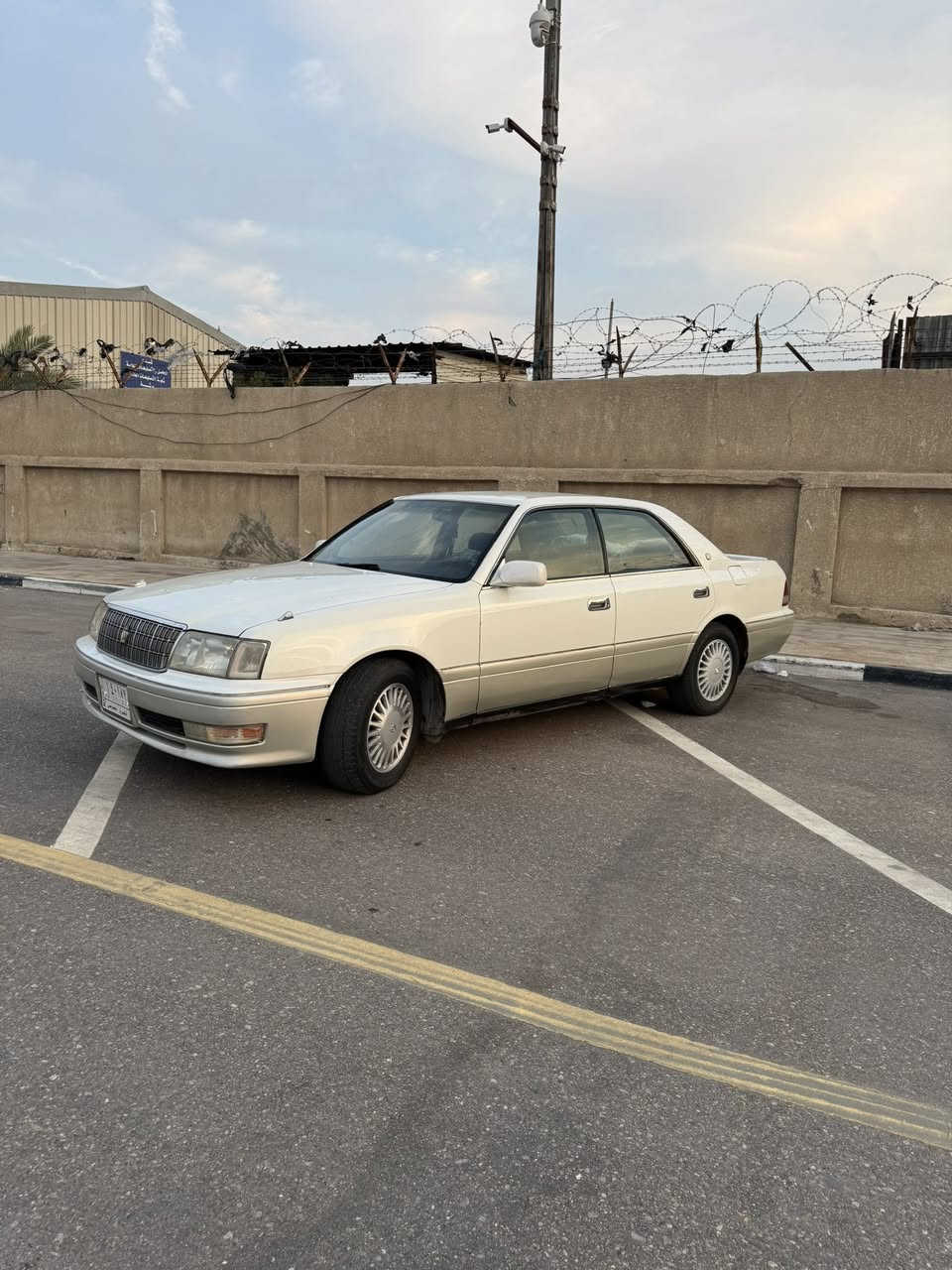 سلام عليكم السياره للبيع راس الثور سياره كفاله عامه السعر  110 وبيه مجال الاستفسار على الرقم￼***********
