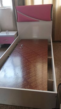 ميز تواليت • جديده • اليرموك