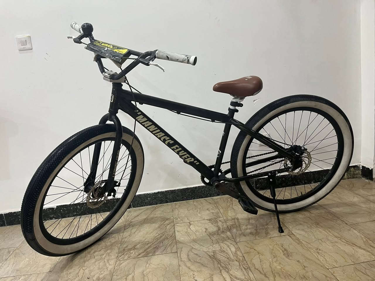 السلام عليكم حبايب🤍
بايسكل BXM حجم 27.5 دبابه
تايرات عريضه⛰️ (يعني ميوكف بوجهك لا طسه ولا رصيف)تايرات جديده وجوابه جديده
سرج جديد رياضي زنجبل جديد
بريكات جديده شغاله 100‎%‎
امانة الله البايسكل يخبل وبالعافيه ع اللي ياخذه السعر 115 الف وبي مجال بسيط حك الجيه للاتصال ***********

واعتذر ع الاطاله🤍
