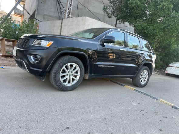 السلام عليكم 
للبيع  جيب لاريدو 
موديل 2011
محدثه  2015
وارد امريكي

محرك 3600
ظررها جاملغ  وبنيد بدون دواخل 
وبيها 3 قطع كلير
السياره جاهزه من كل النواحي اي نقص مبيها
محرك وكير ممفتوحات 
السعر 140 وبي مجال للاستفسار ع 
***********
مكان السياره بغداد السيديه بغداد
