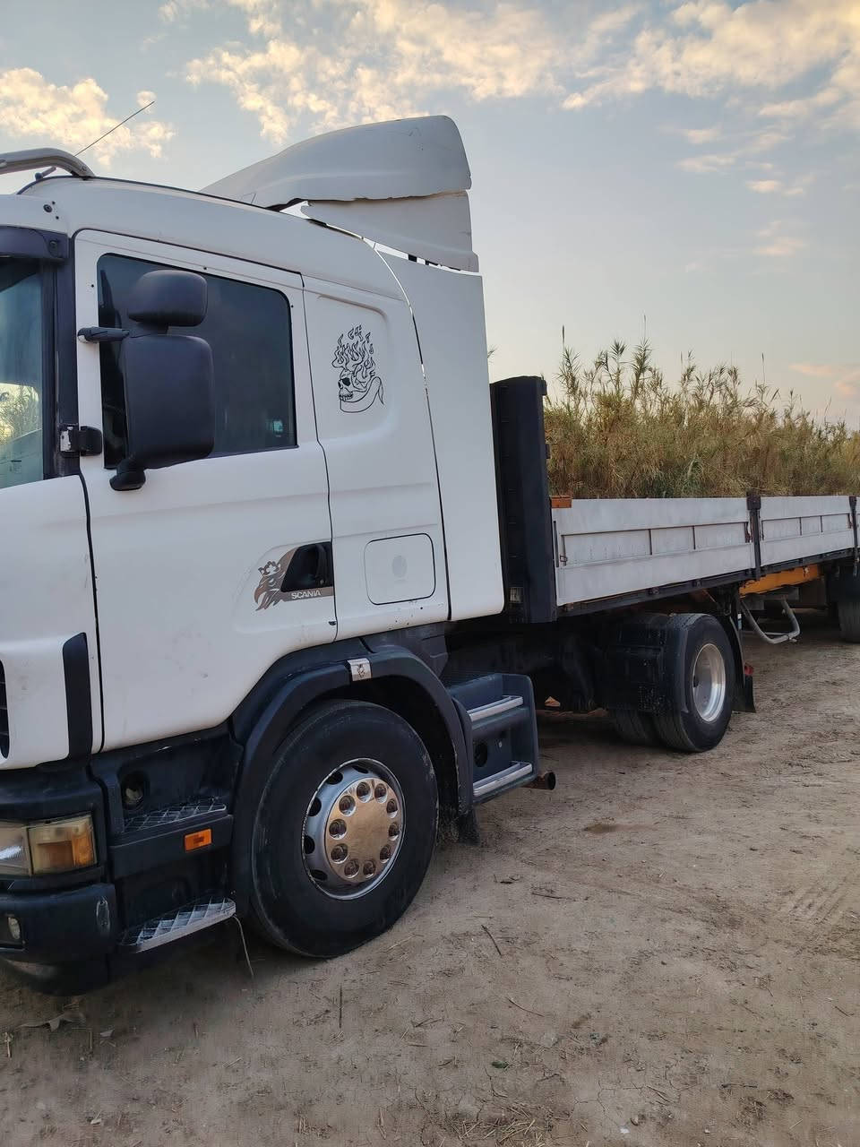 ***********     2004
