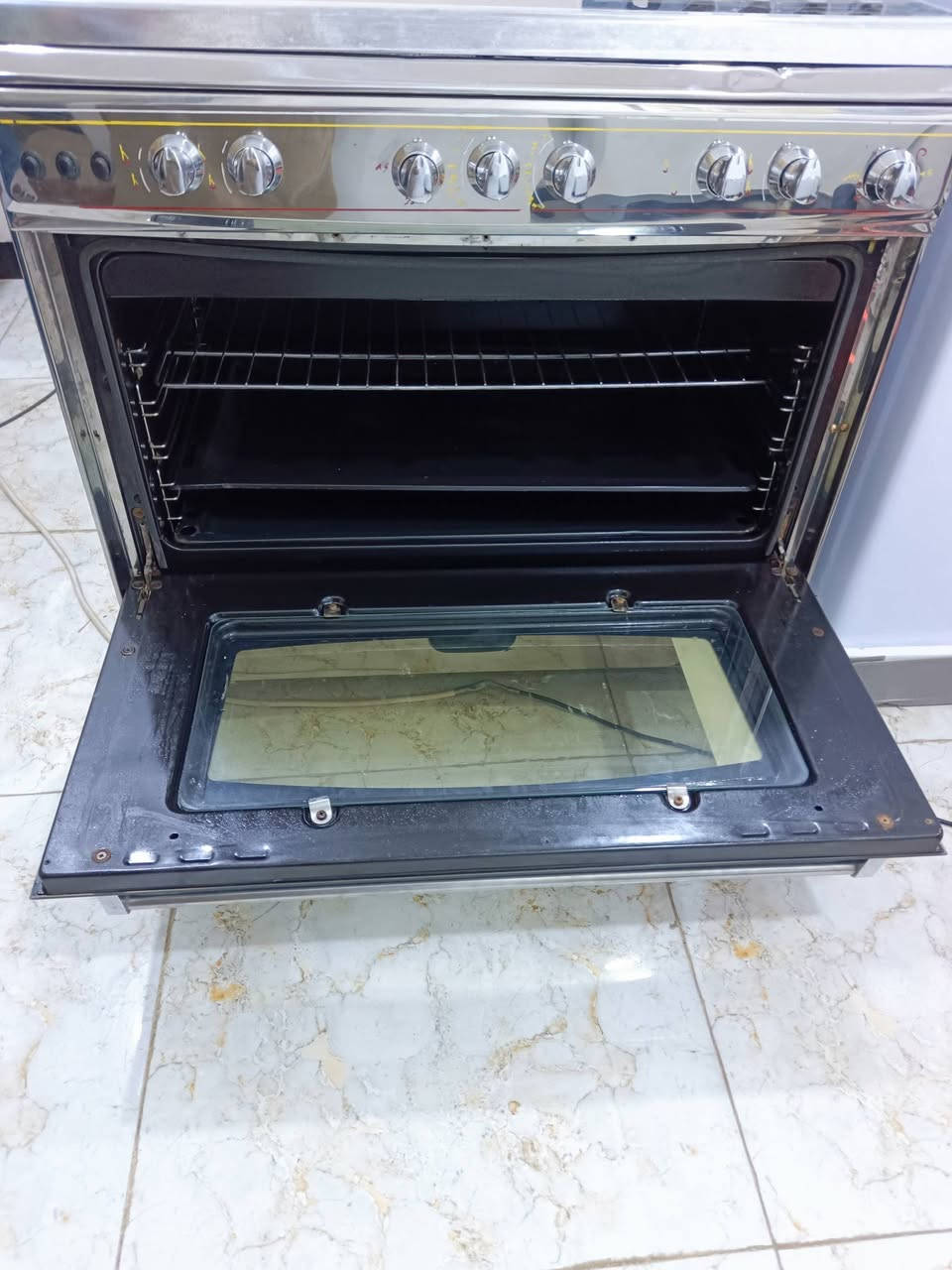 السلام عليكم
يالله اللهم صلي على محمد وآل محمد 
طباخات للبيع :
_طباخ ايطالي نضافه فول بمعنى الكلمة 
_طباخ الماني ديلوكس نضافه فول بمعنى الكلمة
_طباخ يونير نضافه بمعنى الكلمة

 وصورة تشهد كدامكم هيه تحجي نضافه
 _للاستفسار /مراسله خاص او اتصال على الرقم
الرقم/***********
