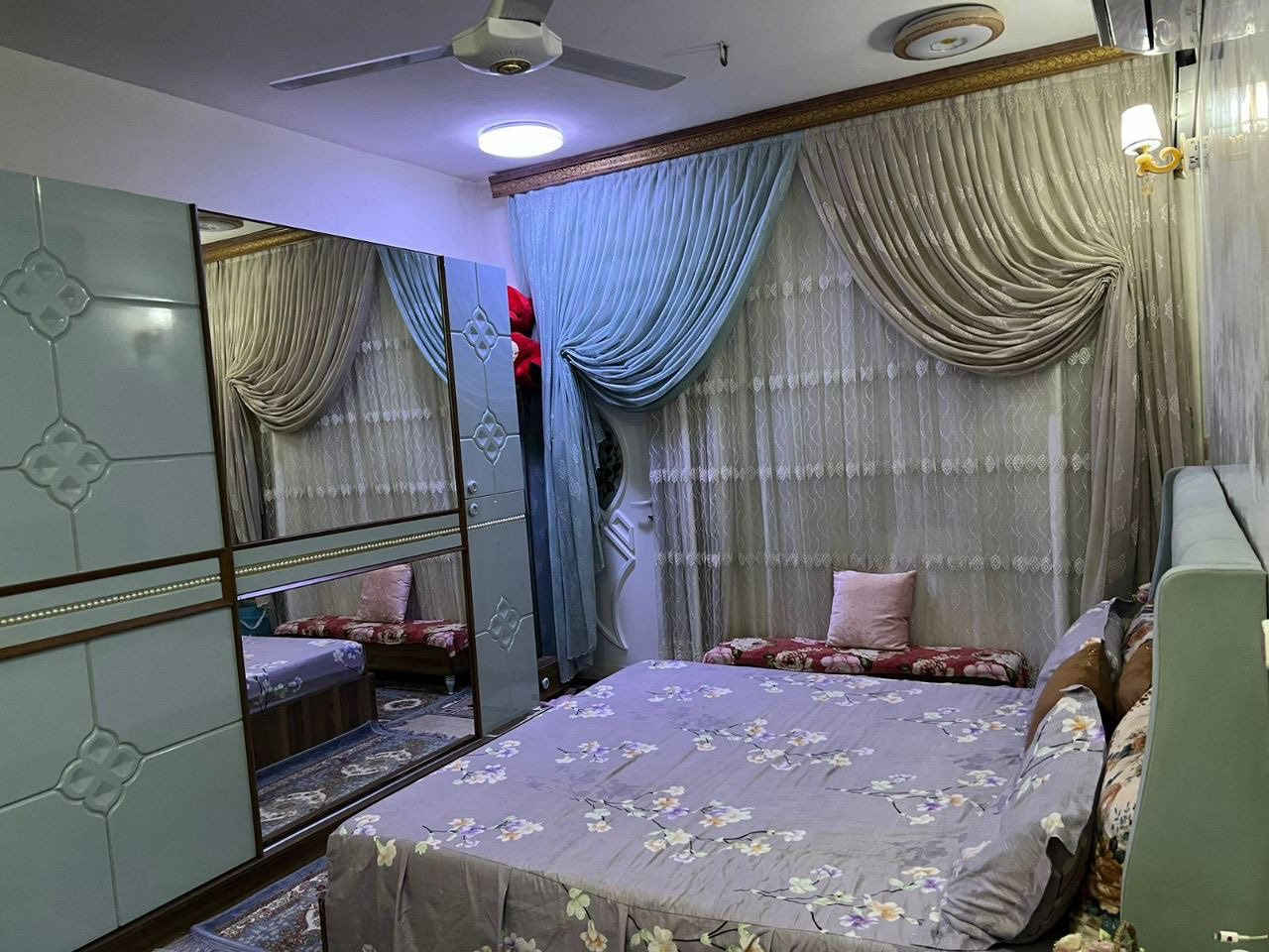 للبيغ غرفة نوم تركية ٧ قطع
السعر ٥٧٥

المكان بغداد البنوك

***********ا
