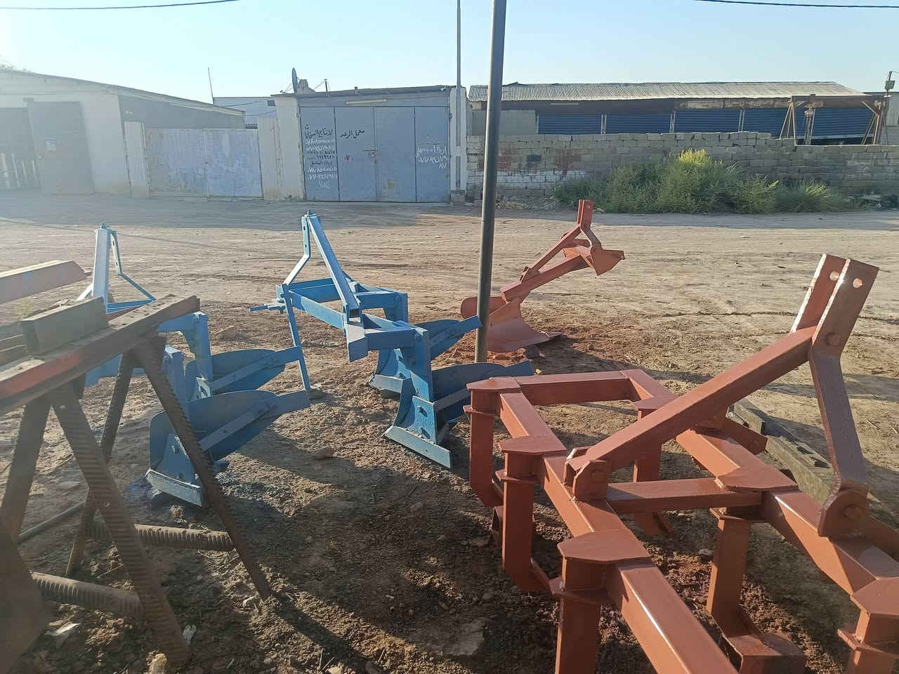 على بركة الله معمل حدادة محمد الجبوري لتصنيع معدات كوبوتا جميع الحجام الصويرة حي صناعي والتوفيق من الله ***********/// ***********
