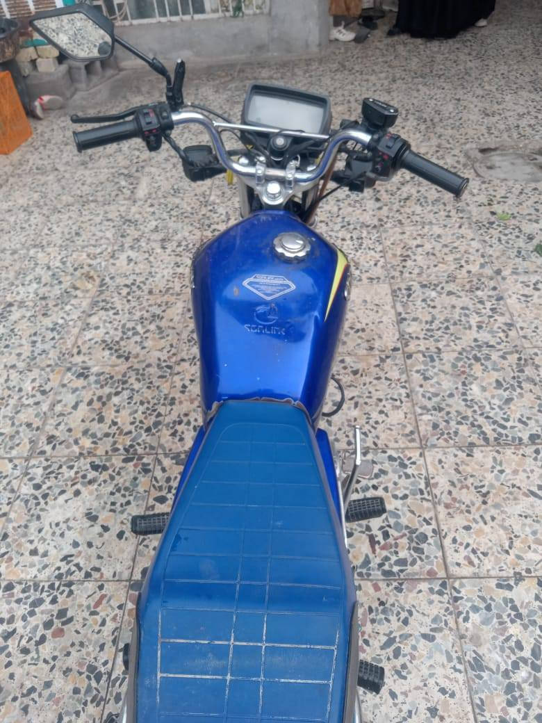 سيفان خمسه كير موديل23 أوراق كامله دراجه نضيفه  500وبيها مجال حك جيه مكاني بغداد العبيدي رقم صاحب الدراجه ***********
