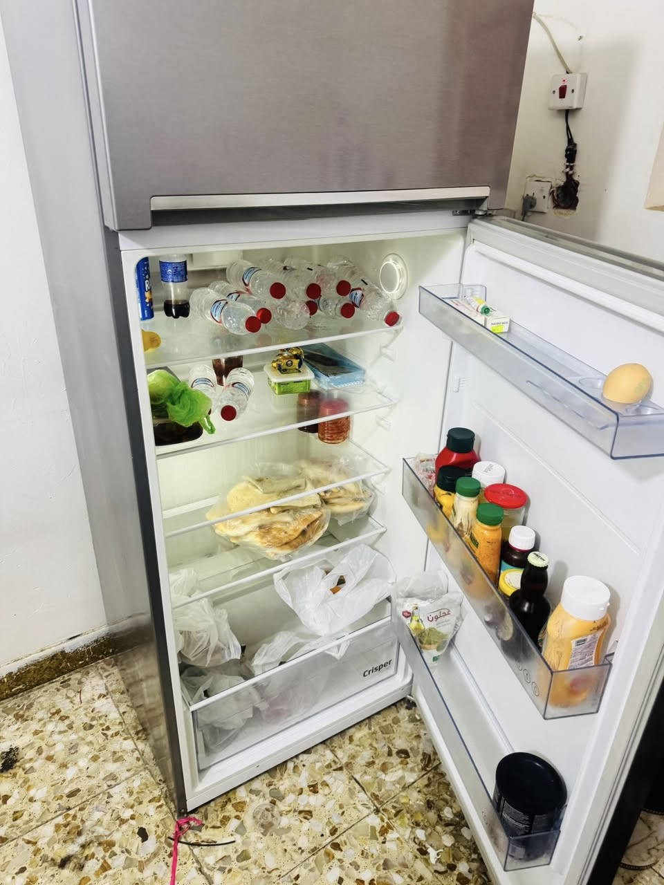 ثلاجه بيكو الضمان شغال بيها حاله الجديد ما بيها اي مشاكل ولا داخل بيها اي تصليح 
السعر 300 الف


**إذا كنت صاحب هذا الإعلان وتريد حذفه لأي سبب، رجاءا أرسل رسالة إلى الدعم الفني**