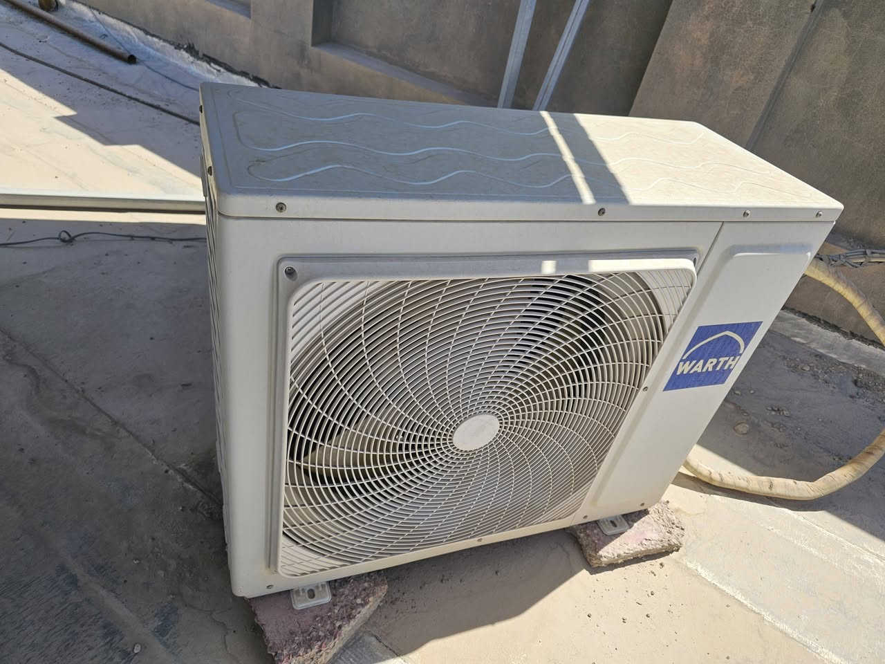 سبلت الوارث 2 طن استخدام قليل ، تبريده ممتاز وصوته ناعم
سبب التبديل حتى اخلي مكانه انفرتر 
مكاني ديوانية .حي التقية 
السعر 400 الف


**إذا كنت صاحب هذا الإعلان وتريد حذفه لأي سبب، رجاءا أرسل رسالة إلى الدعم الفني**
