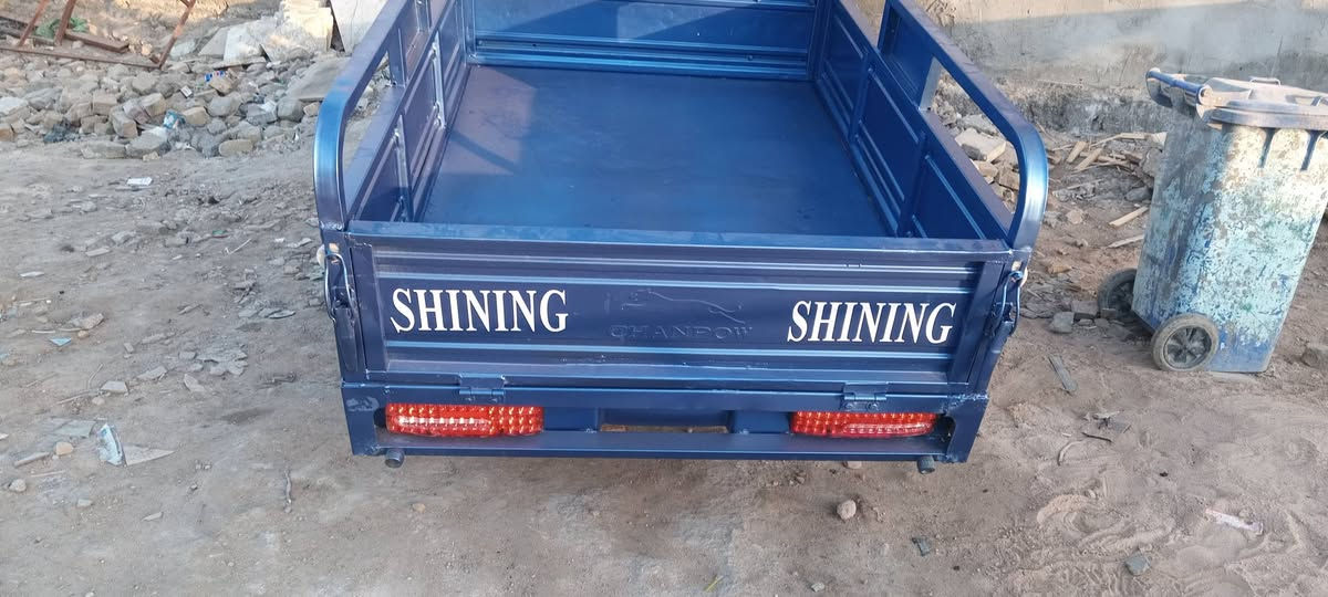 لبيع موديل 20 طالعه بل 21 مكفوله من لحيم أوراق صوالي مكاني دوانيه جلبيه سعرها 1500 وبيه مجال (***********
