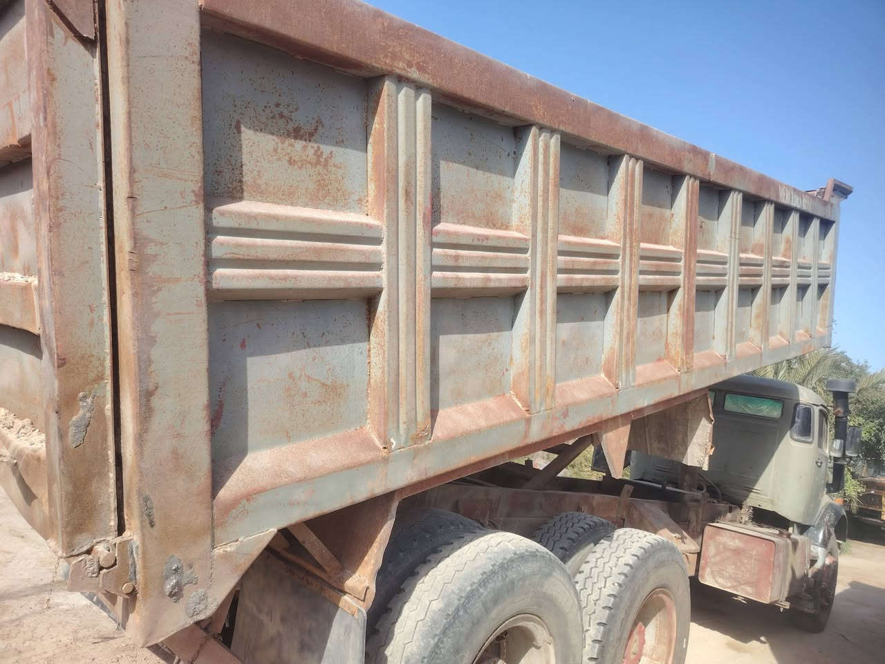 السلام عليكم قجمه 79البيع كير 110 مجموعه نص جيف سياره بلاديه رقم صلاح الدين لاماني جاهزه العمل سعرها 35وبيها مجال العنوان بغداد ابو غريب لاستفسار ***********
