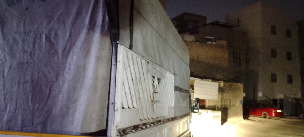 السلام عليك محجر كنتر هو واقفصه وجادره المكان بغداد رقم الهاتف *********** السعر خاص

