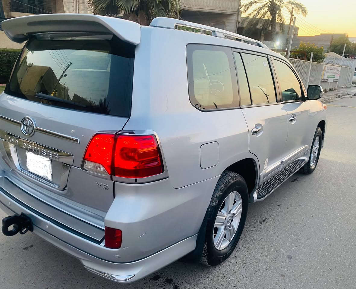 لاندكروز موديل 2014 ساز
فول مواصفات محرك ٦ سلندر
سياره جديده جدا وبدون اي نقص
رقم بغداد الانكليزي وباسمي
مكفوله كفاله عامه من الصبغ والتبديل والمحرك والگير والصدر وتخم تاير كله جديد وعلى الفحص
فقط بارد بسيط
السعر  ٣٧٥٠٠$
***********
مكان السياره بغداد حي الجامعه
