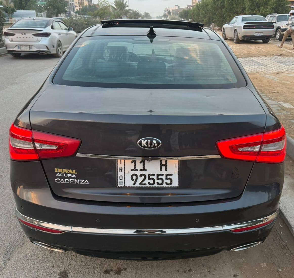 كيا كادنزه موديل 2016 وارد امريكي حادثه جاملغ بسيط بدون دواخل
فول مواصفات 1/1
محرك 6سلندر اوتوماتيك كير محرك مكفولات
تبريدثلج 🥶 تخم تاير حداديه صدر ممتاز  
بيها قطع صبغ سبب جراد ابيع صبغ حزام 
سعر112 ورقه  
عنواني بغداد ***********
