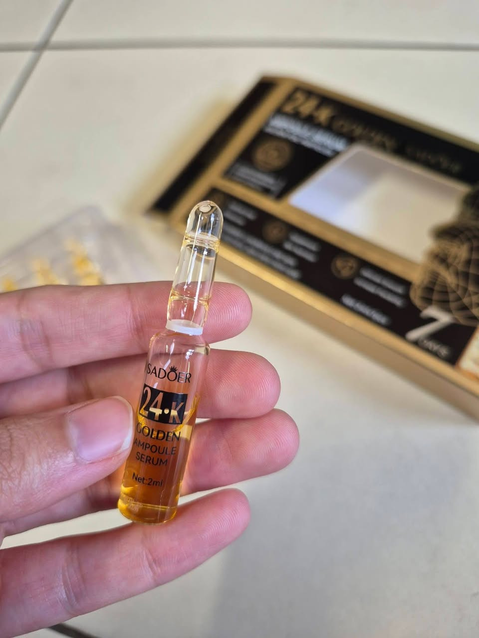 ابر شد الوجه طبعا الباكيت يجي بي ٧ ابر تقريبا 
الفائده منها كلش جبيره تشد البشره يعني تتغلغل داخل الخليه وتصلحها  وتشد البشره بحيث يبين الفرق واضح من تستعمليها بس شنو بنات يعني مو وحده عدها طسات شكبرها شكدها وتريد تشدها تفيد الي عدهم خطوط دقيقه او التجاعيد الي داتطلع سووها واهم شي تفيد الي ماعندهم هم تجاعيد ليش لان اح تبدي تشتغل من هسه حته تشد البشره بحيث تتأخر كلش التجاعيد يلاتطلع بلوجه كلش حبيتها وحبيت استعمالها سهل تاخذين الابره تمسحين بيها وجهج يعني موحقن وها صار فتره استعملها كلش فادتني 
ولاتجي وحده تكول اعلان تره الباكيت كامل بي ٧ ابر سعره ب٣ يعني مومال اعلان واني اصلا اجيبها منا يخلصن منا لان هنه كلش زينات 
اكثر وحده تتفاعل تفوز كل خميس وحده تفوز


**إذا كنت صاحب هذا الإعلان وتريد حذفه لأي سبب، رجاءا أرسل رسالة إلى الدعم الفني**