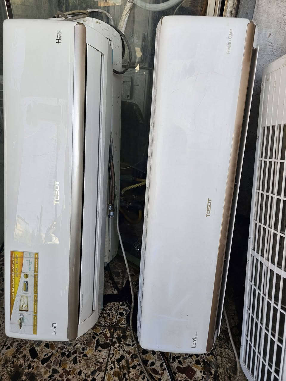 سلام عليكم سبالت توسوت ٢ طن R22 عدد ٢ على وضع الشركة ملحقات كامله رقم الهاتف *********** العنوان بغداد
